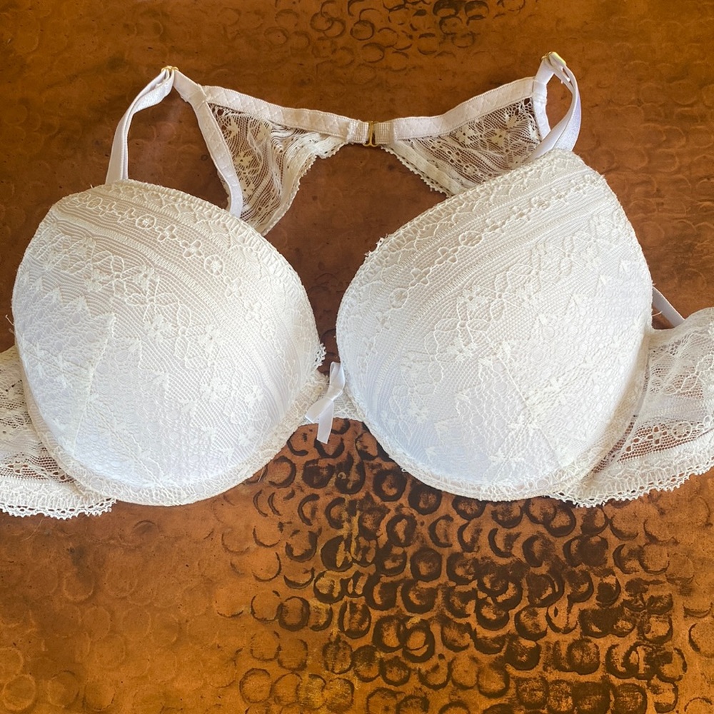 White 34C/32D lace bra with racerback.